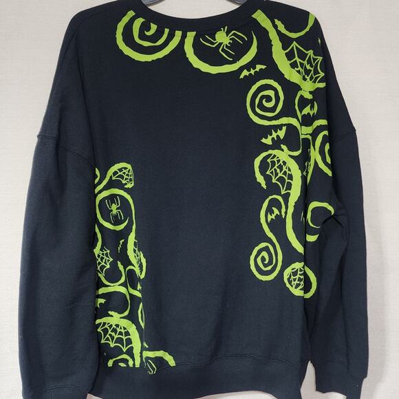 Beetlejuice graphic sweatshirt women's Large - Picture 2 of 7